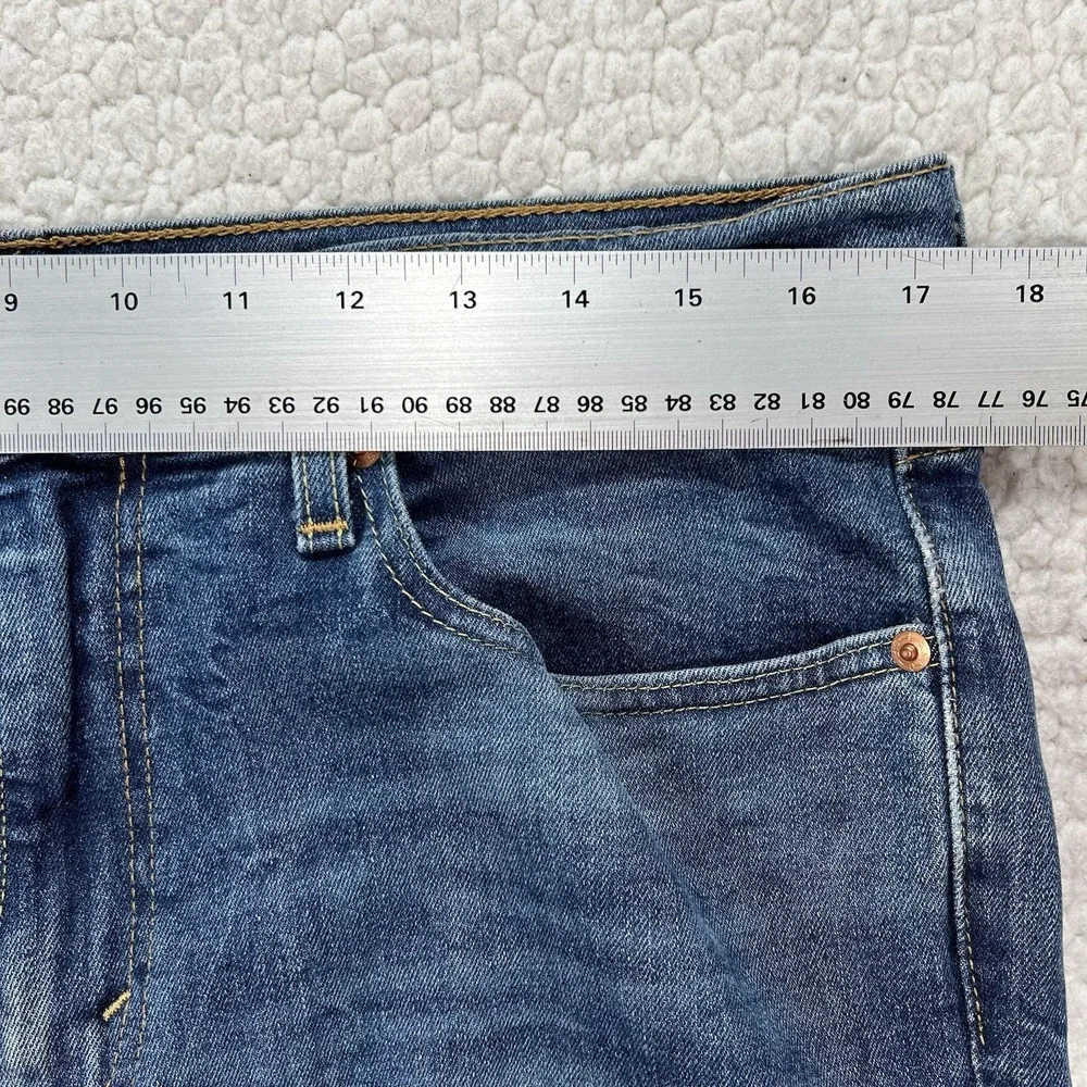 Levi's 541 Jeans Mens 32x30 (Actual 32x28) Blue Athletic Taper Grunge Streetwear